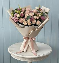 Букет цветов из:  Розы и Лизиантусы #REPLACE_PRED# Южном