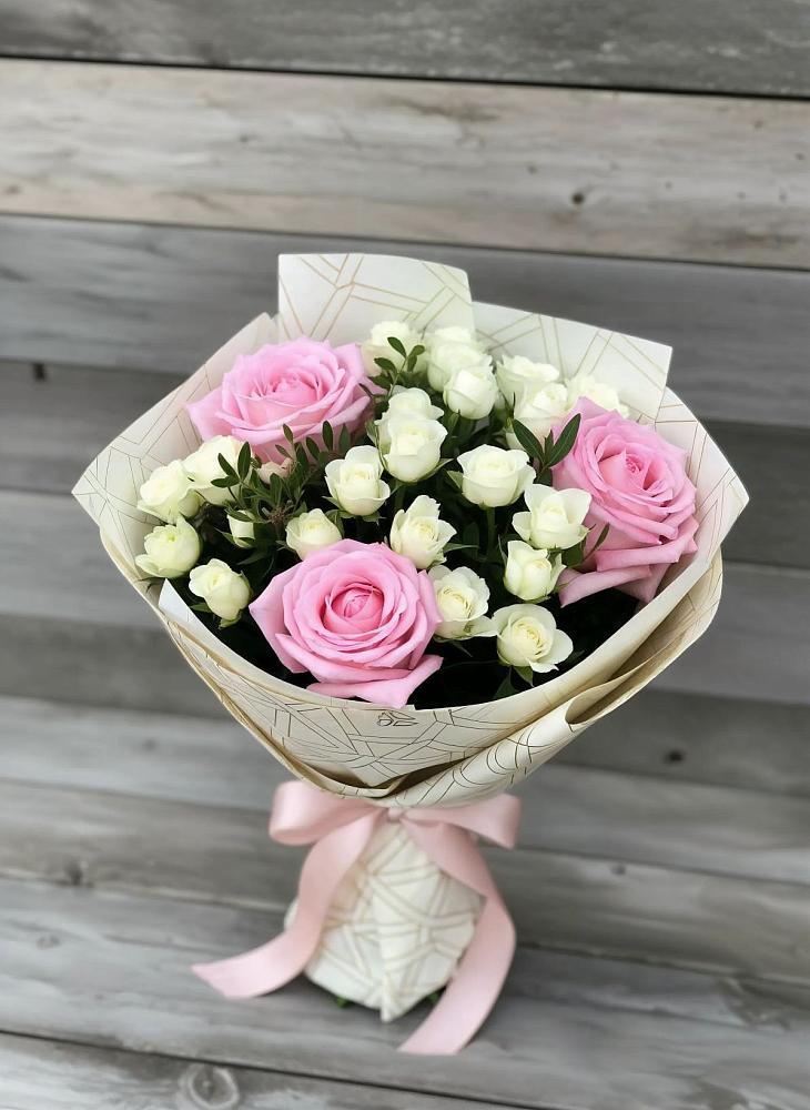 Букет цветов из: Розы в Южном