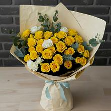 Букет цветов из:  Розы в Южном