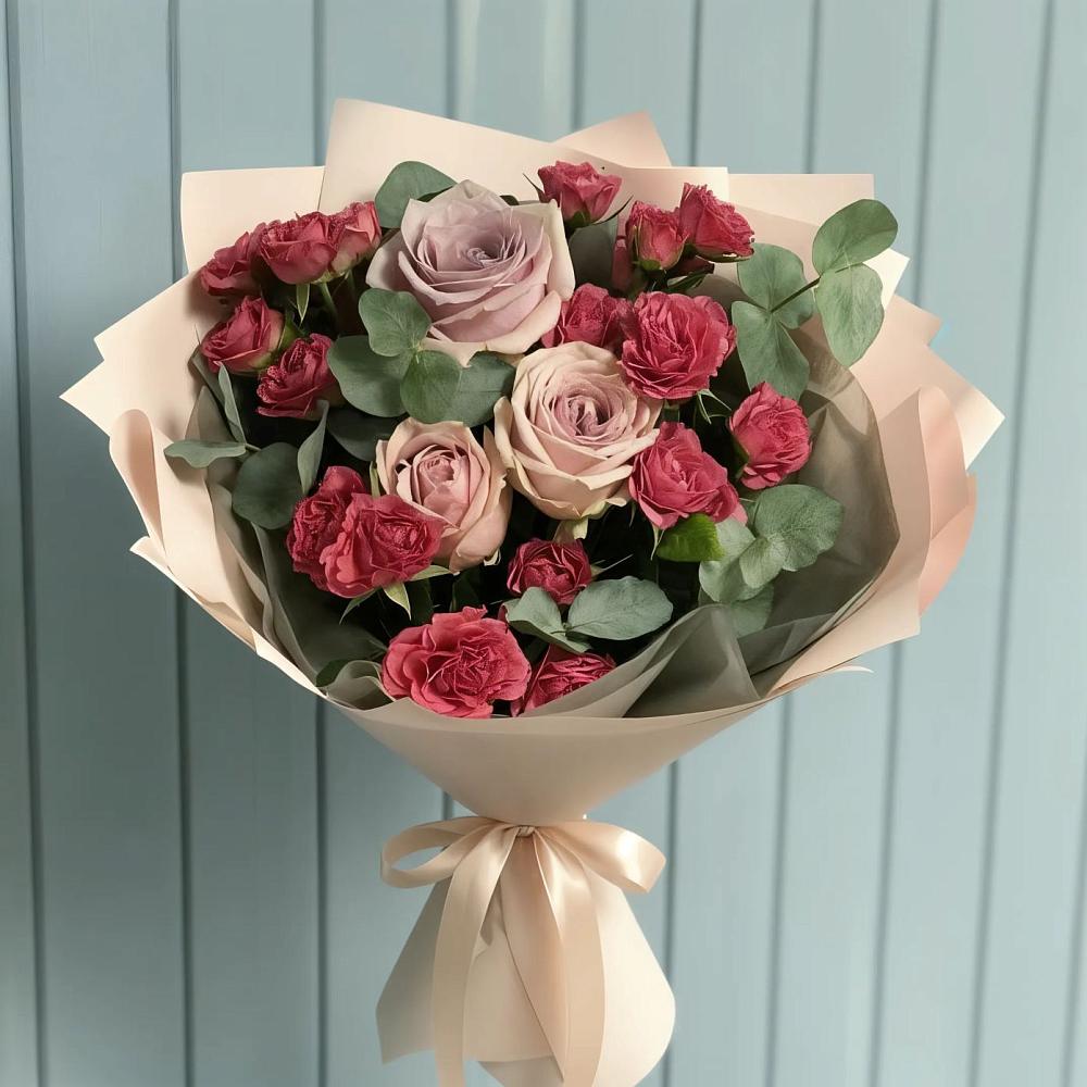 Букет цветов из: Гвоздики и Розы в Южном