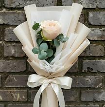 Букет цветов из:  Розы в Южном