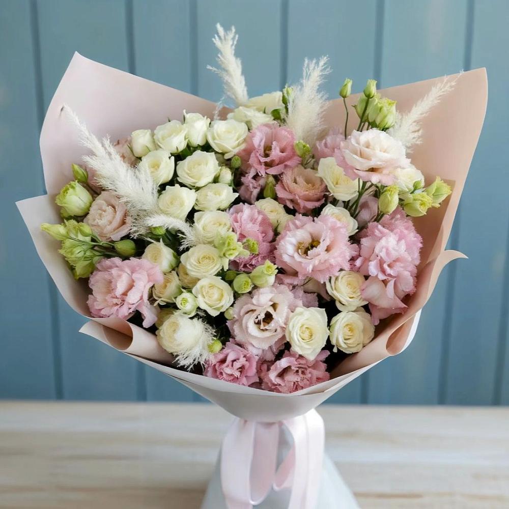 Букет цветов из: Альстромерии и Розы в Южном