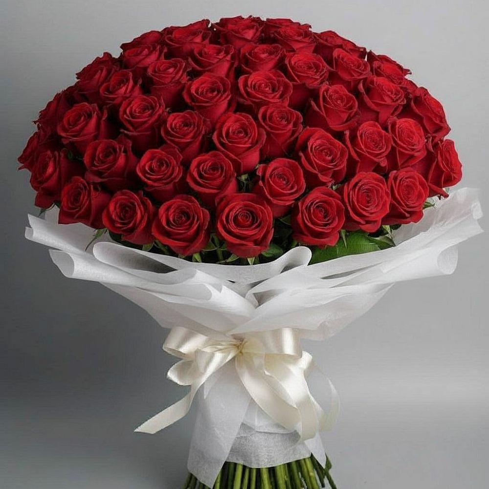 Букет 101 Красная роза Блэк Мэджик в Южном