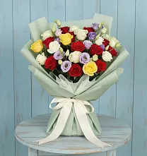 Букет цветов из:  Розы #REPLACE_PRED# Южном
