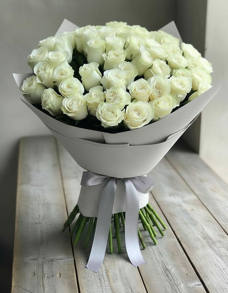 Букет 35 Белых роз в Южном