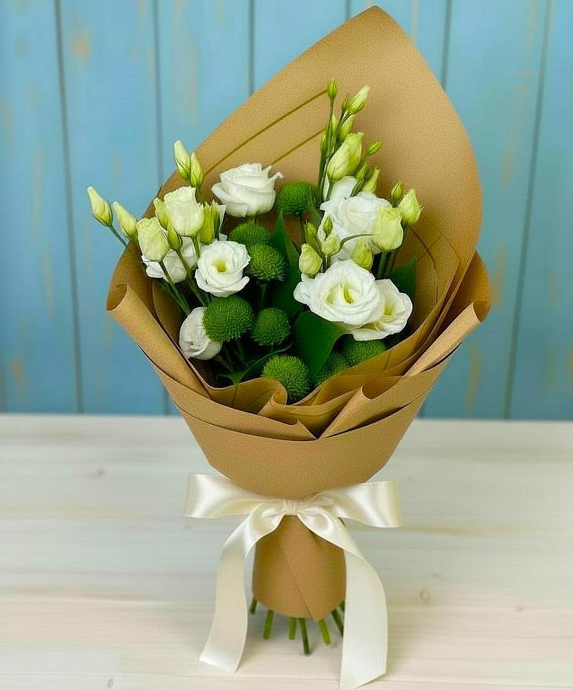 Букет цветов из: Хризантемы и Лизиантусы в Южном