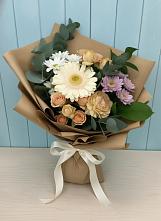Букет цветов из:  Герберы и Хризантемы в Южном