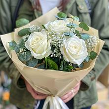 Букет цветов из:  Розы в Южном