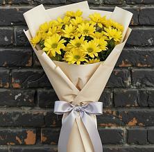 Букет цветов из:  Хризантемы в Южном