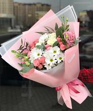 Букет цветов из:  Розы, Лизиантусы и Хризантемы в Южном