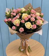 Букет цветов из:  Розы в Южном