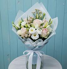 Букет цветов из:  Розы и Лизиантусы #REPLACE_PRED# Южном