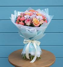 Букет цветов из:  Хризантемы и Розы в Южном