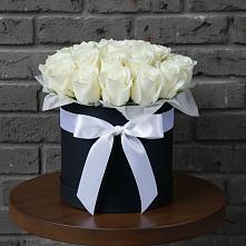 Цветочная композиция из Розы в шляпной коробке в Южном